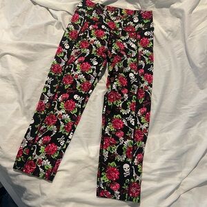 Betsy Johnson Skull Leggings
